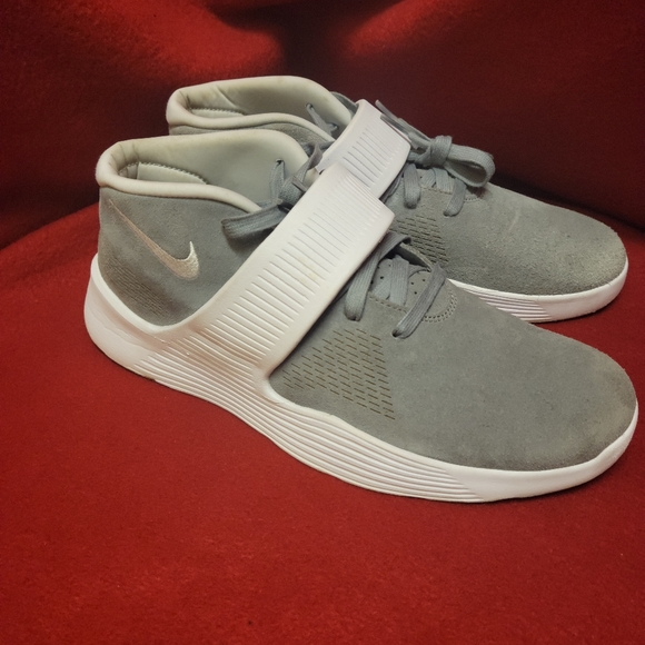 2015 Nike Ultra XT Cool Grey sneakers - Picture 2 of 7
